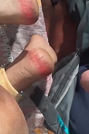 गांव की लड़की की गाड़ मारी मज़ा बोली मेरे गाड़ जोर से मत डालो