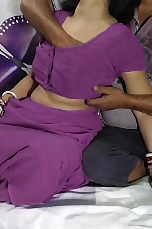 Indian Anita bhabi ki chudai perple saree me Desi video with Hindi audio