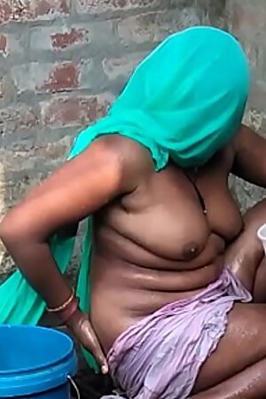 Indian Village Desi Bathing Video In Hindi Desi Radhika