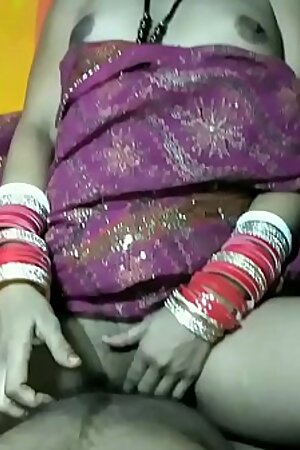 Indian bhabi ne jawani me X friend ke sath masti keya fir romance aur chudai hue Indian sex video