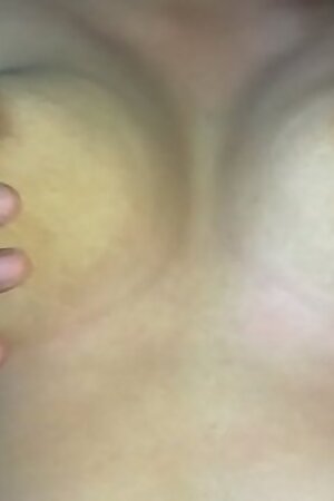 Indian Wife First Time Pussy Fucked after Long Time and Creampied with Hindi Audio