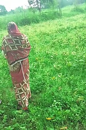राधिका भाभी की खेत मे हुई चुदाई विडियो हुआ वायरल हिन्दी मे अश्लील वीडियो
