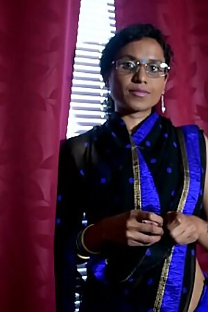 Indian Teacher Teaches Student a Sexual Lesson (hindi)